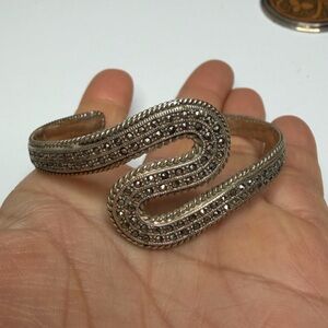 Sterling silver bagel with Marcasites size 6.75 vintage